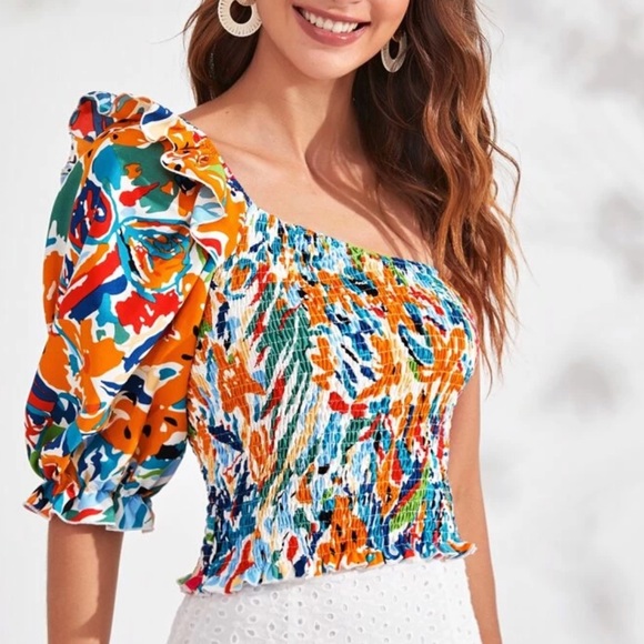 Floral print ruffle one shoulder blouse - Picture 3 of 5